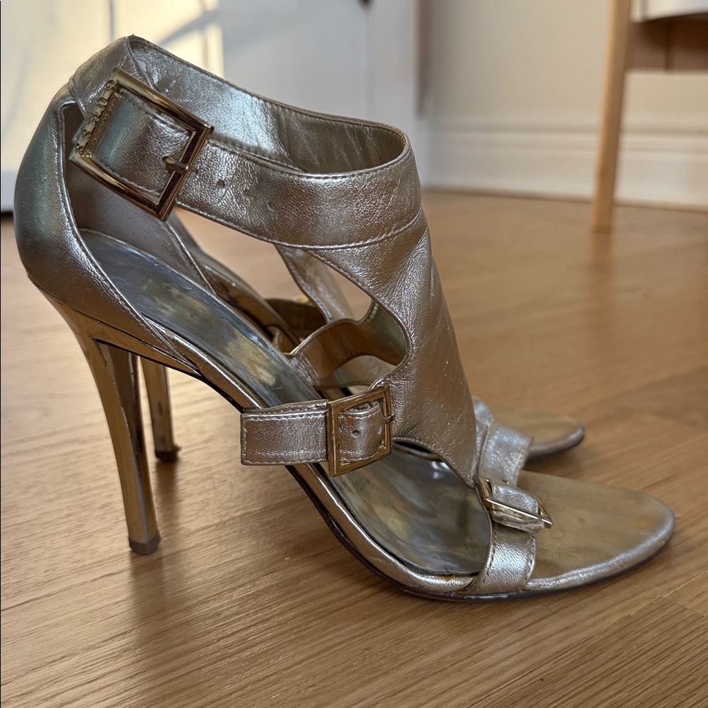 Guess Shiny Pale Gold Buckle Heels
